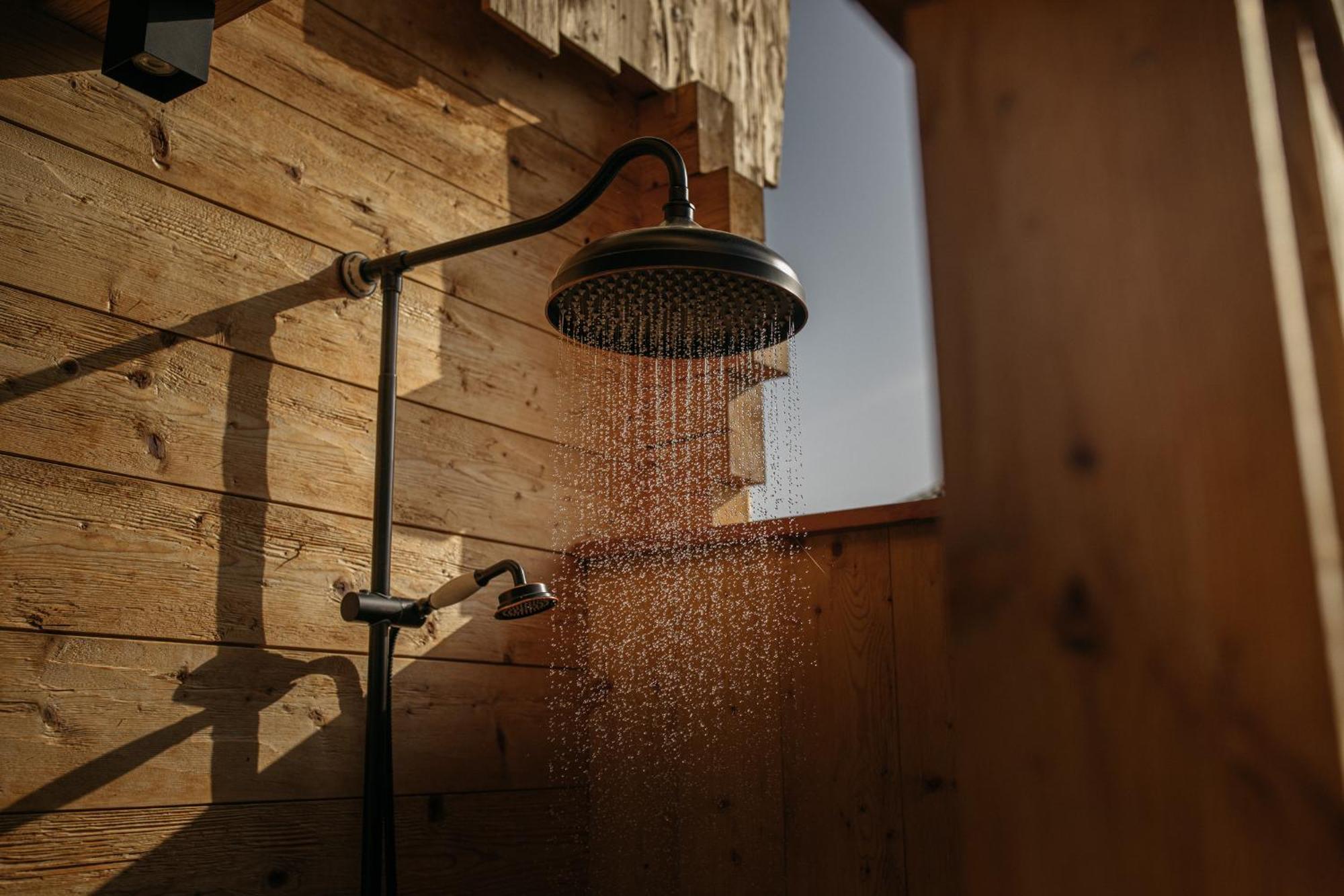Hygna Chalets ライト・イム・アルプバッハタール エクステリア 写真