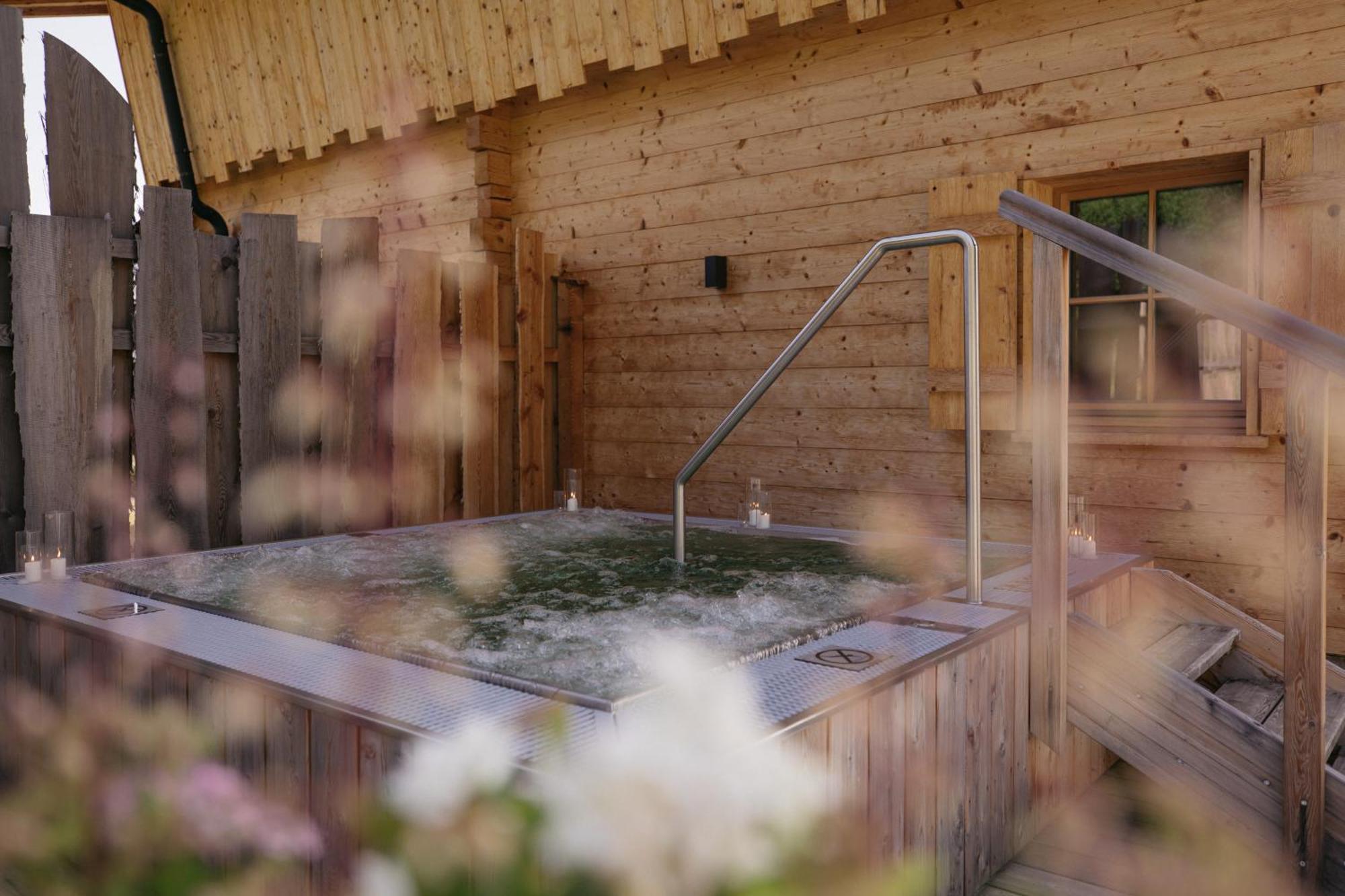 Hygna Chalets ライト・イム・アルプバッハタール エクステリア 写真